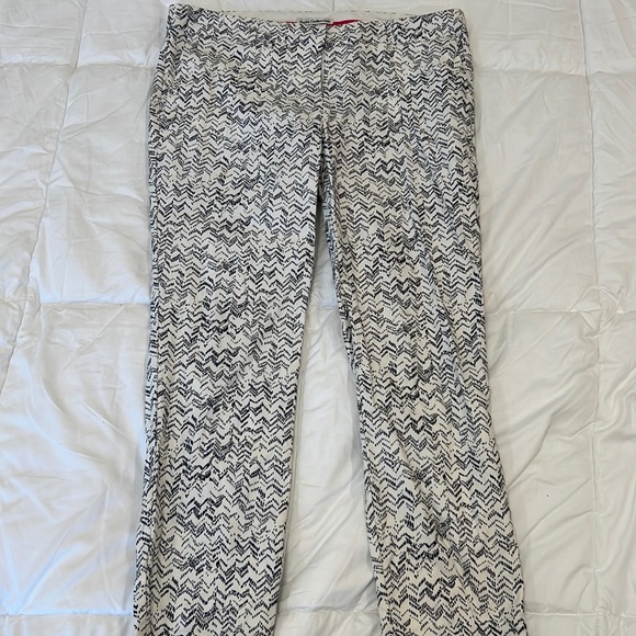 Dalia Collection Pants - White dress pants with black dots pattern - size 8